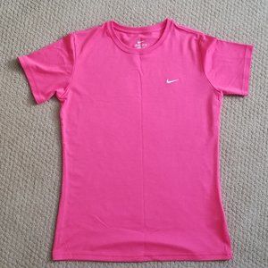 **EUC** Nike Dri-Fit Coral Pink Size Medium